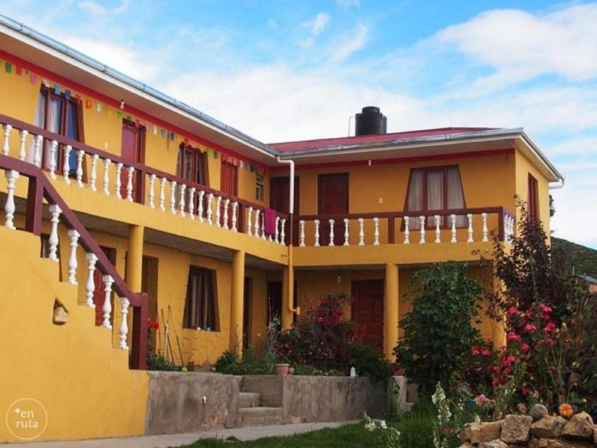 Hostal Utama Comunidad Yumani Extérieur photo